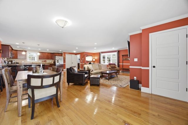 11 Hersom St. 2, Watertown, MA 02472