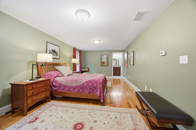 11 Hersom St. 2, Watertown, MA 02472
