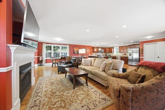 11 Hersom St. 2, Watertown, MA 02472