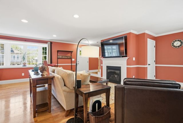 11 Hersom St. 2, Watertown, MA 02472