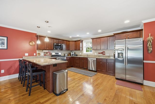 11 Hersom St. 2, Watertown, MA 02472