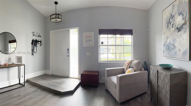 6384 Lansdowne Circle, Boynton Beach, FL 33472