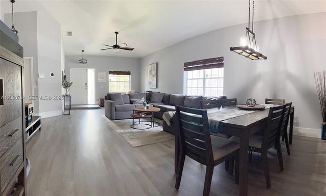 6384 Lansdowne Circle, Boynton Beach, FL 33472