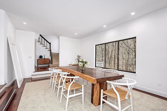 25 Longview Lane, Chappaqua, NY 10514