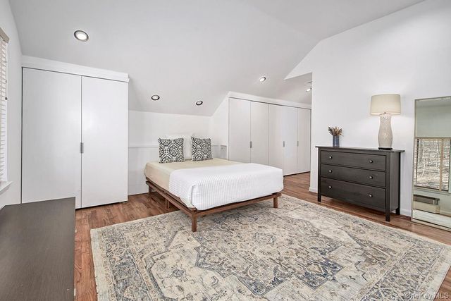 25 Longview Lane, Chappaqua, NY 10514