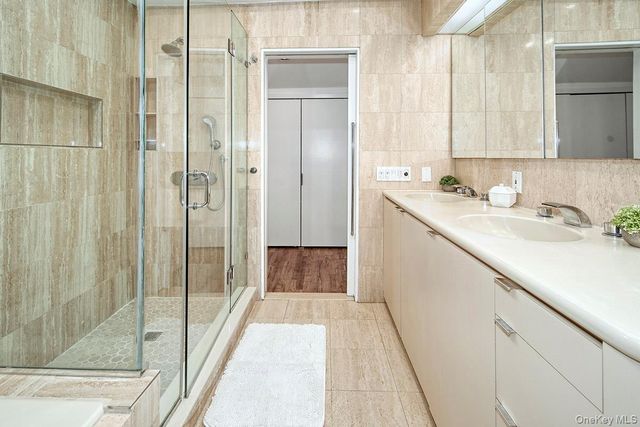 25 Longview Lane, Chappaqua, NY 10514