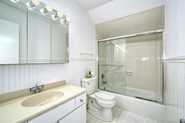 25 Longview Lane, Chappaqua, NY 10514