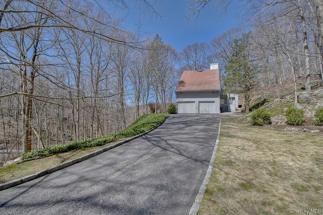 25 Longview Lane, Chappaqua, NY 10514