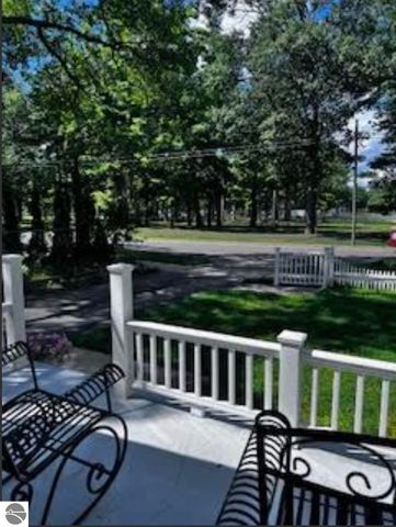 327 Fair Street, Traverse City, MI 49686