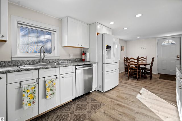 327 Fair Street, Traverse City, MI 49686