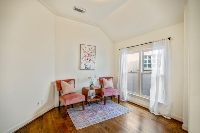 5035 La Branch Street, Houston, TX 77004