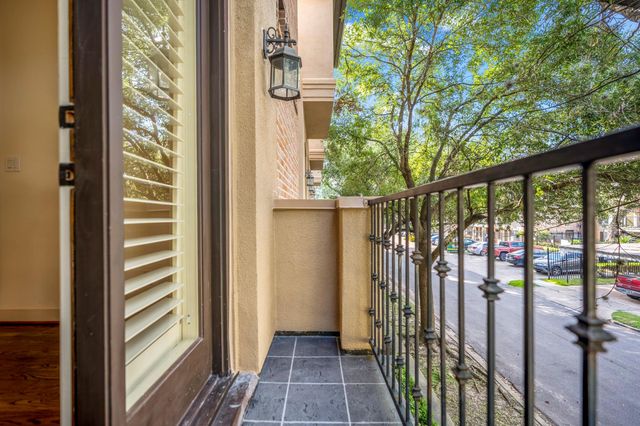 5035 La Branch Street, Houston, TX 77004