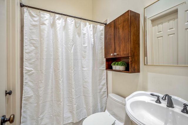 5035 La Branch Street, Houston, TX 77004