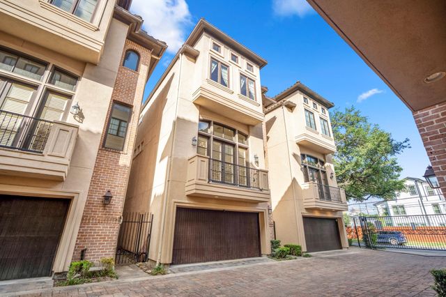 5035 La Branch Street, Houston, TX 77004
