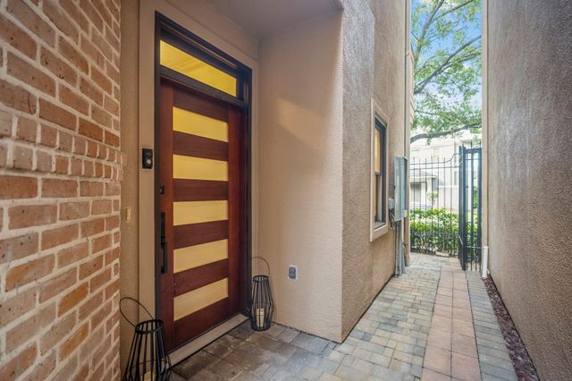 5035 La Branch Street, Houston, TX 77004