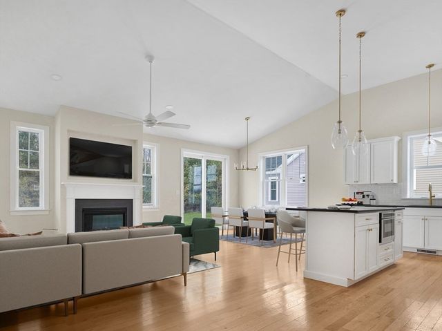 51 Sophia Drive, Rehoboth, MA 02769
