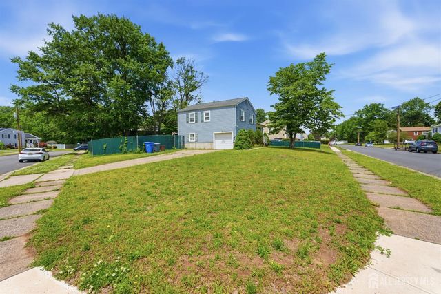 218 Schillaci Lane, South Plainfield, NJ 070