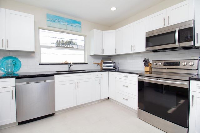 1551 SAN HELEN DRIVE, Dunedin, FL 34698