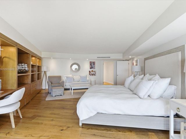 600 Grapetree Dr 10BN, Key Biscayne, FL 33149