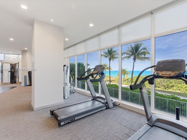 600 Grapetree Dr 10BN, Key Biscayne, FL 33149