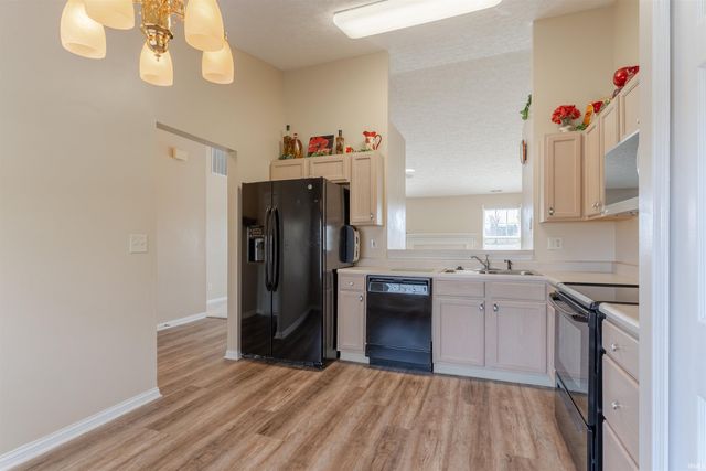 3343 Fenbrook Court, Evansville, IN 47725