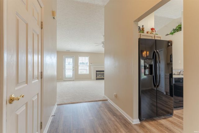 3343 Fenbrook Court, Evansville, IN 47725