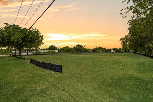 16409 Summit DR, Austin, TX 78728