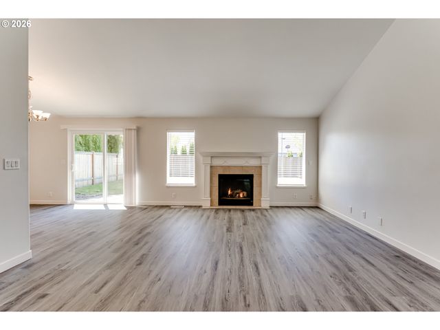 6084 ROMBAUER Rd, Eugene, OR 97402