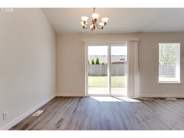 6084 ROMBAUER Rd, Eugene, OR 97402