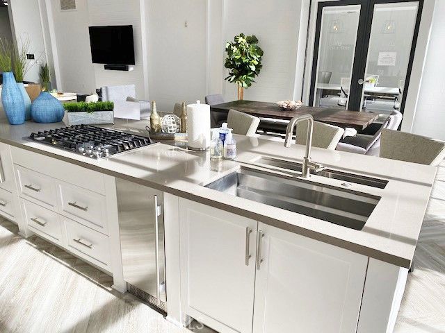 1106 Scholarship, Irvine, CA 92612