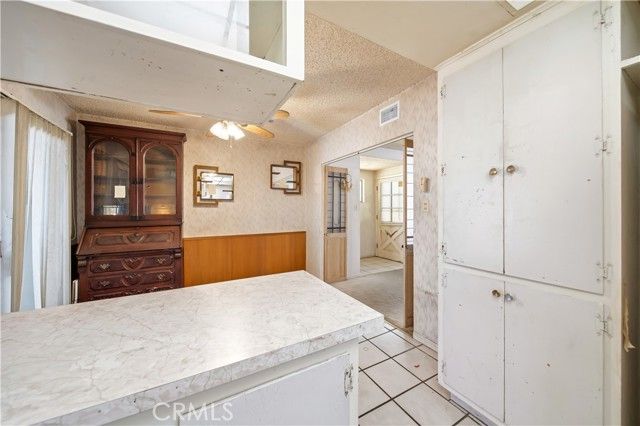 5034 W 140th St, Hawthorne, CA 90250