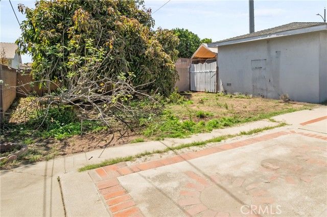 5034 W 140th St, Hawthorne, CA 90250