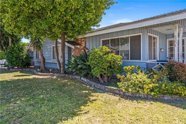 5034 W 140th St, Hawthorne, CA 90250