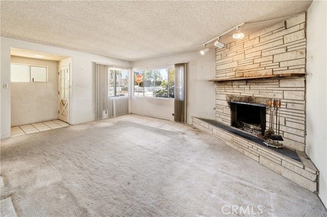 5034 W 140th St, Hawthorne, CA 90250