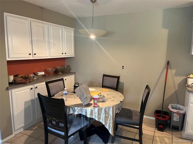 11740 Seaton Drive 4, Sterling Heights, MI 48312