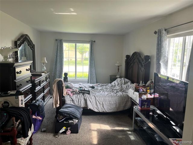 11740 Seaton Drive 4, Sterling Heights, MI 48312