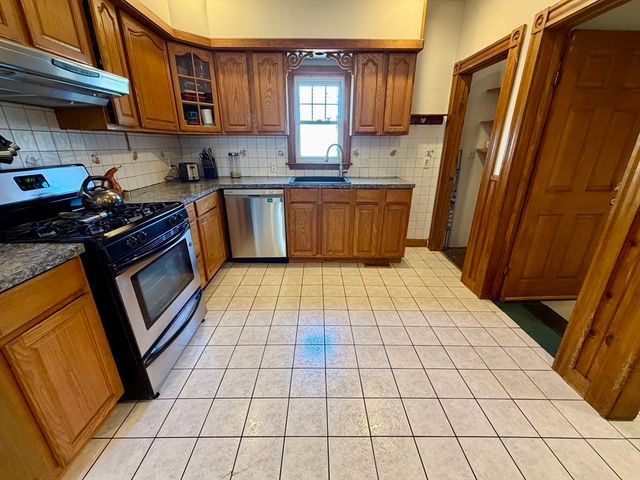 222 Brownell Street, New Bedford, MA 02740