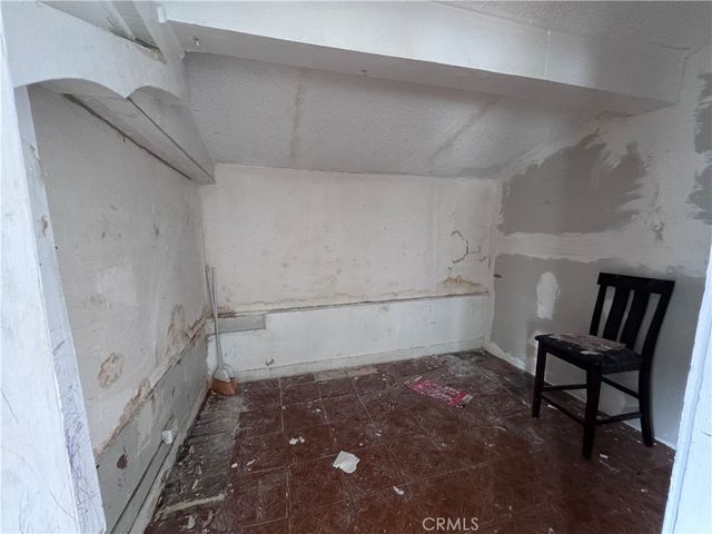 1467 W Vernon, Los Angeles, CA 90062