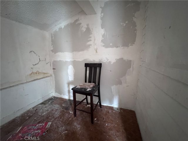 1467 W Vernon, Los Angeles, CA 90062