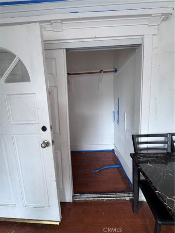 1467 W Vernon, Los Angeles, CA 90062
