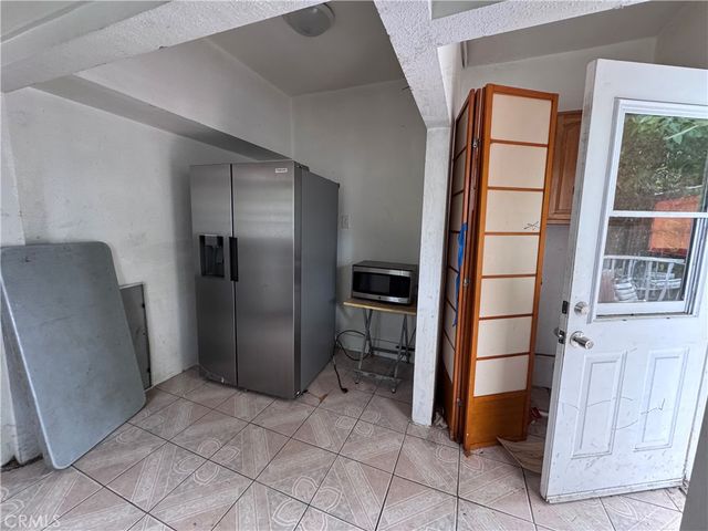 1467 W Vernon, Los Angeles, CA 90062