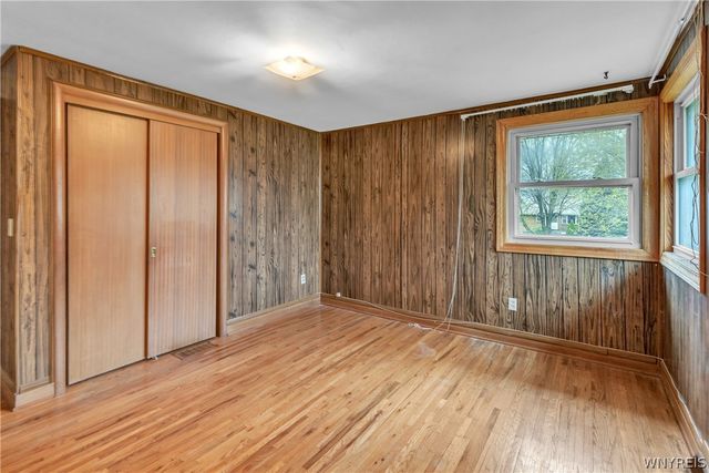 300 Oakwood Drive, Amherst, NY 14221