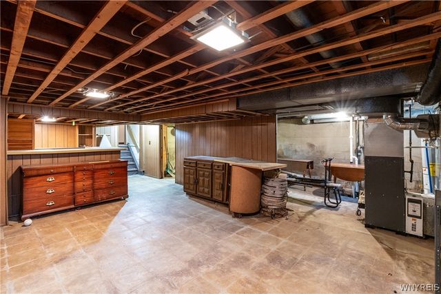 300 Oakwood Drive, Amherst, NY 14221