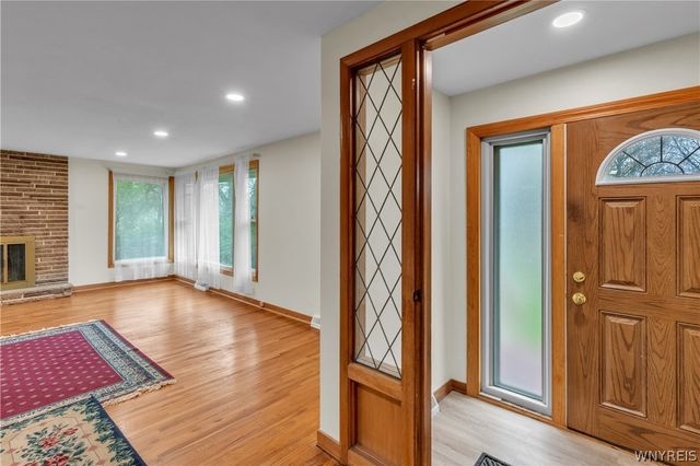 300 Oakwood Drive, Amherst, NY 14221