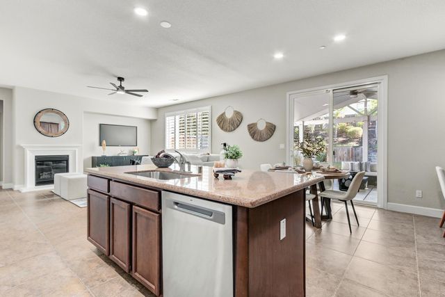 1847 Stageline Cir, Rocklin, CA 95765