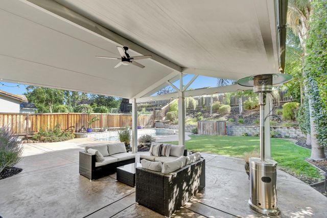 1847 Stageline Cir, Rocklin, CA 95765