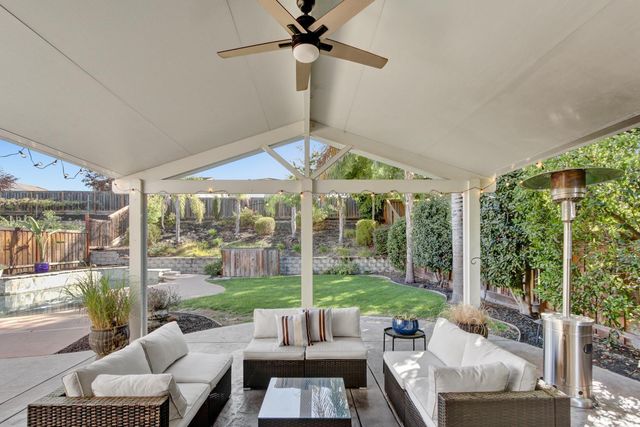1847 Stageline Cir, Rocklin, CA 95765