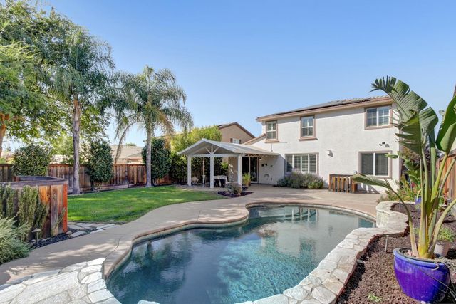 1847 Stageline Cir, Rocklin, CA 95765