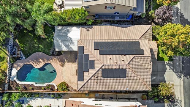 1847 Stageline Cir, Rocklin, CA 95765