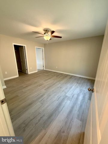 242 HOWELLSVILLE RD, Front Royal, VA 22630
